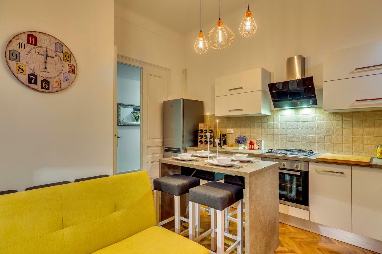 Conty Apartment Rijeka Eksteriør billede